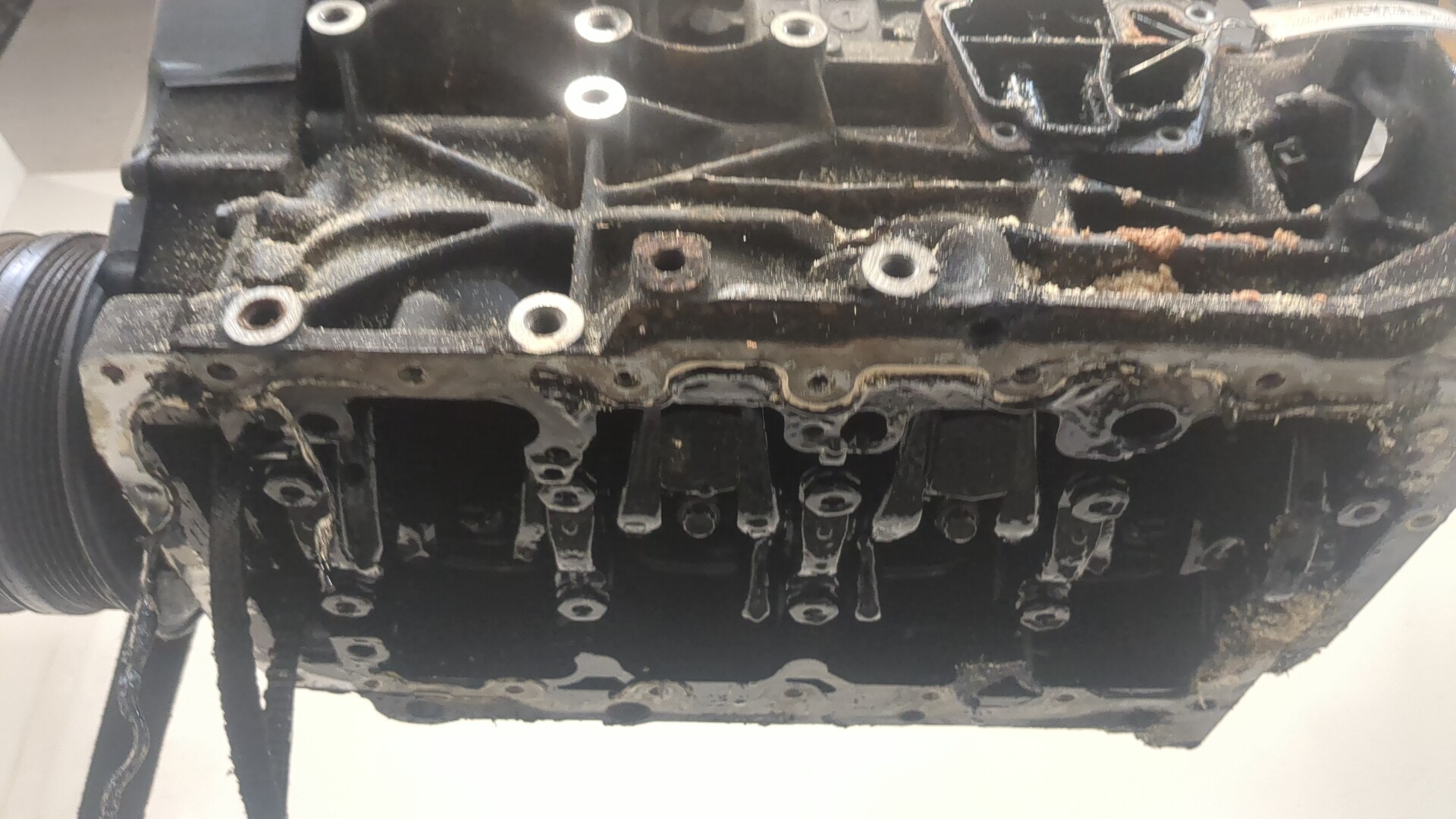 Блок двигателя