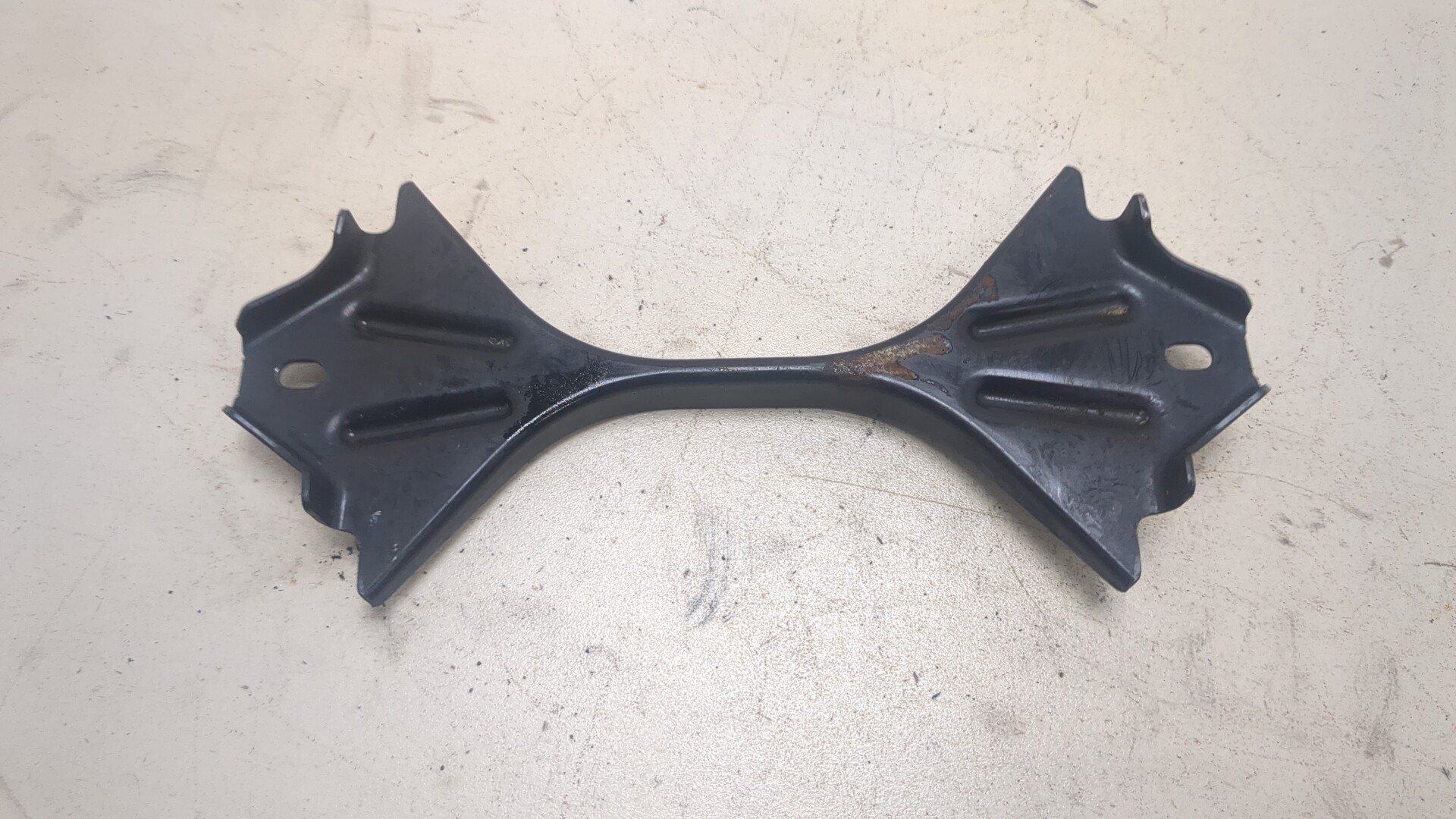 Кронштейн (сопут. товар)