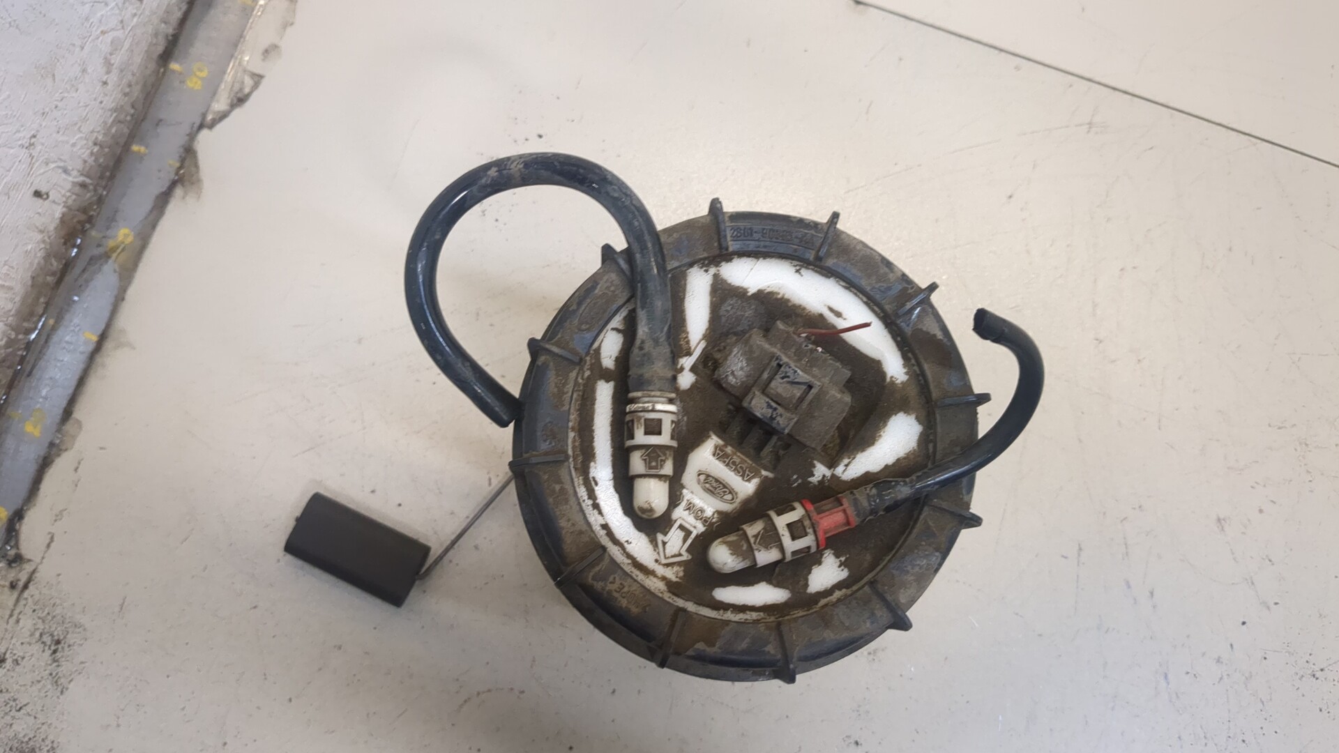 Насос топливный электрический