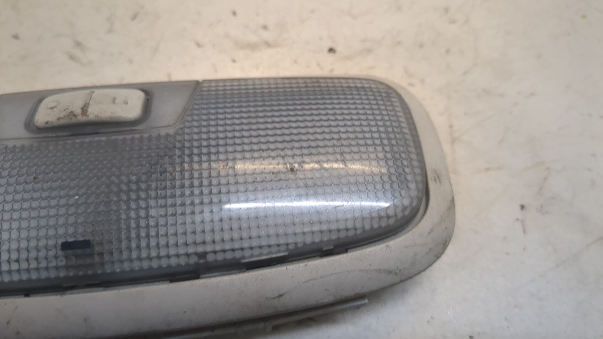 Плафон салонный