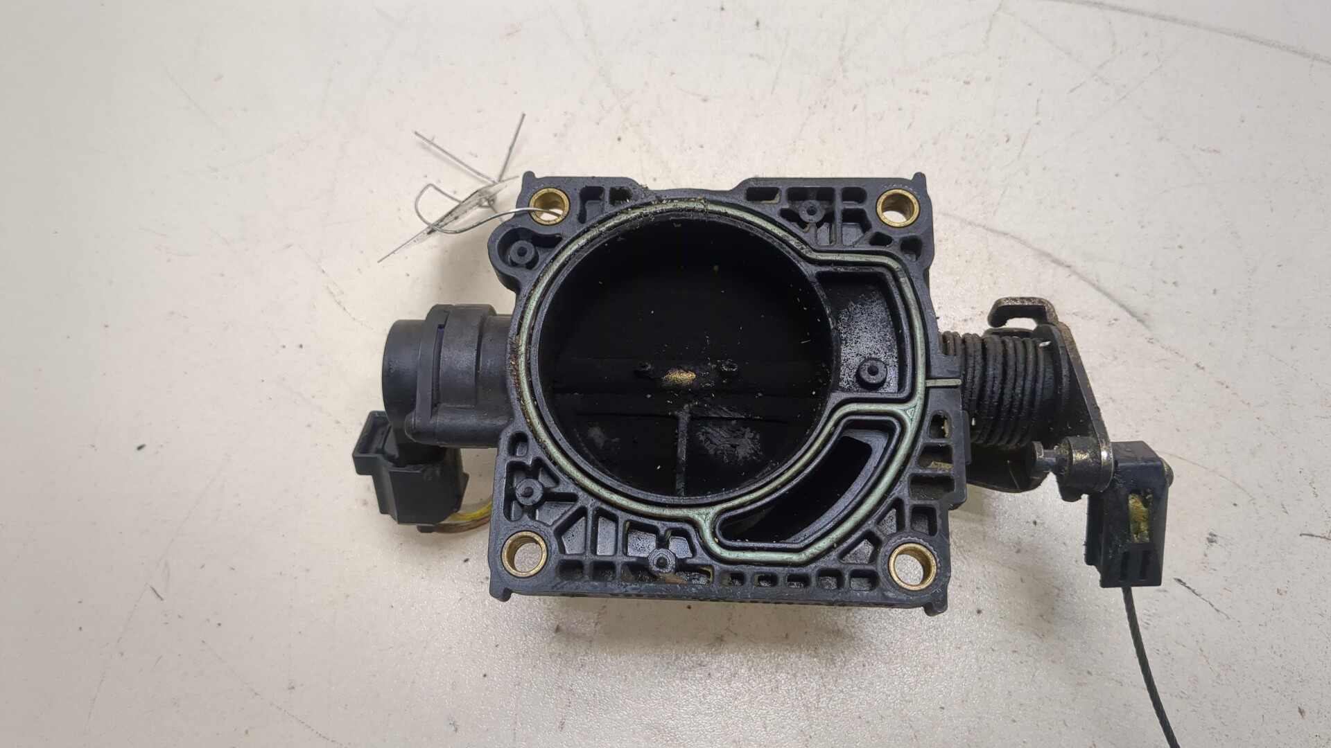 Заслонка дроссельная электрическая