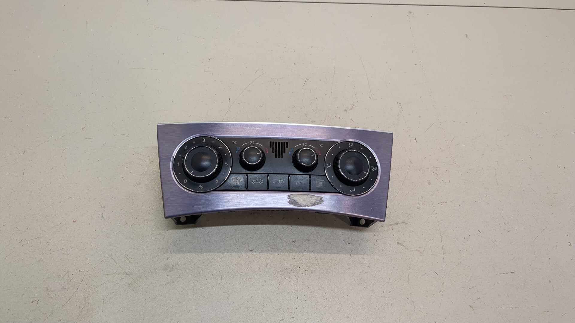 Переключатель отопителя