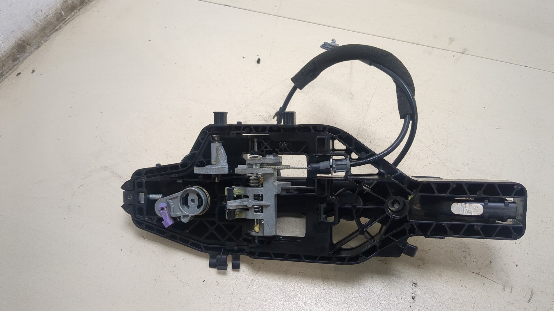 Ручка двери наружная