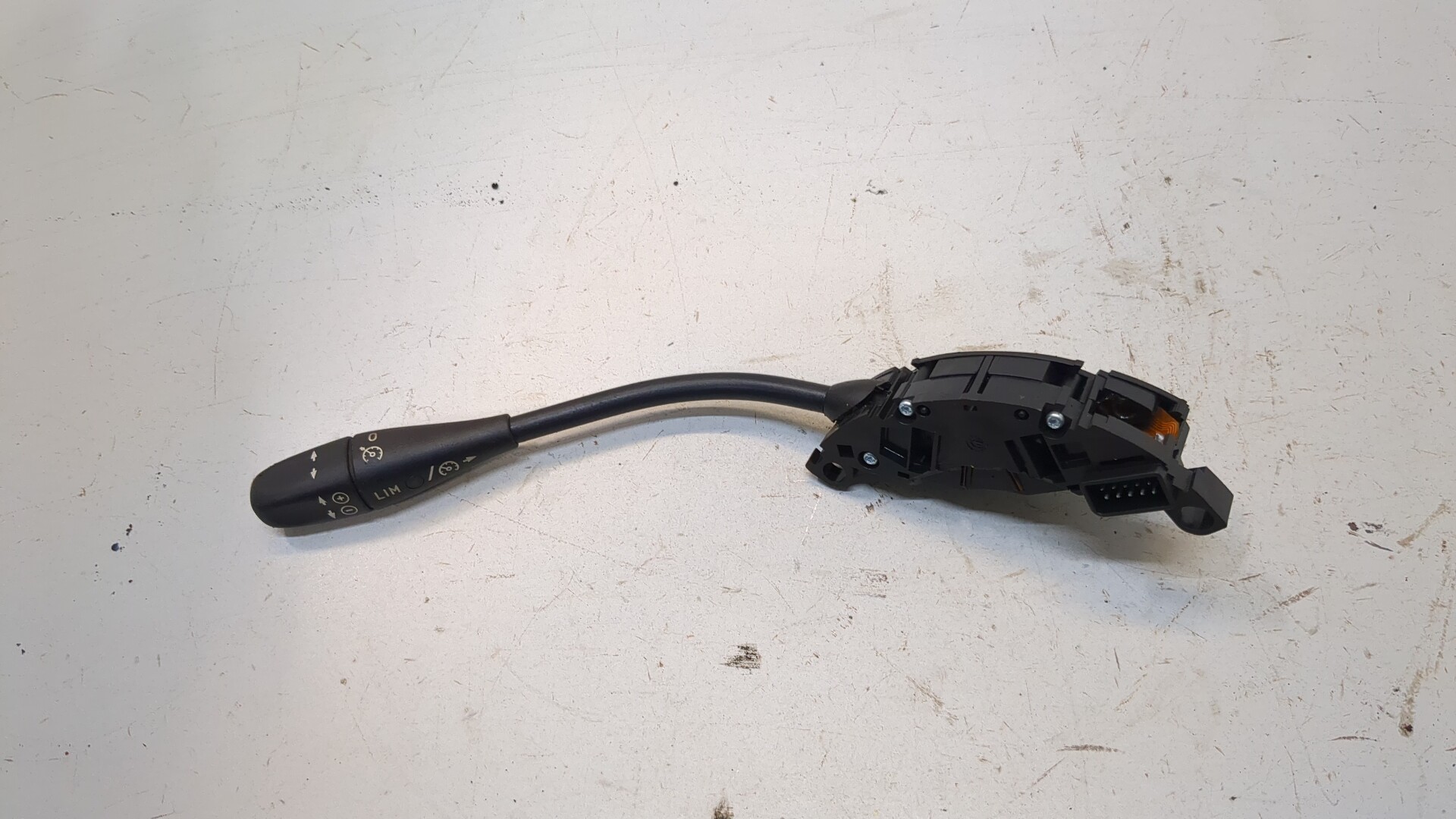 Переключатель круиз контроля