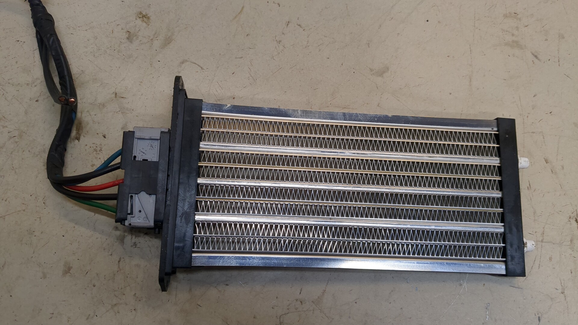 Радиатор отопителя электрический