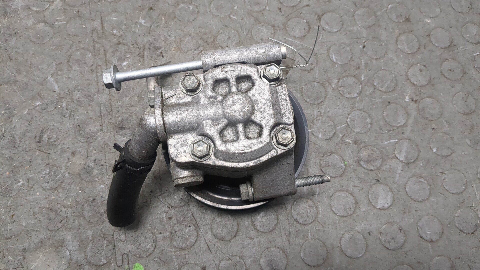 Насос ГУР (гидроусилитель руля)