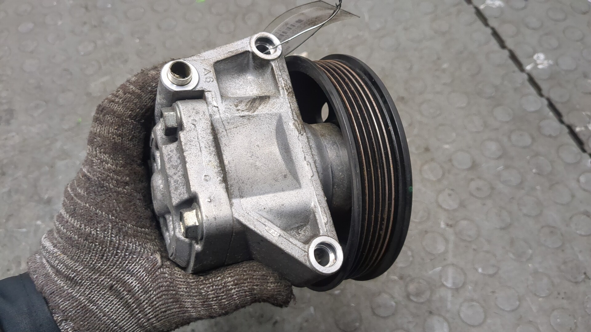 Насос ГУР (гидроусилитель руля)