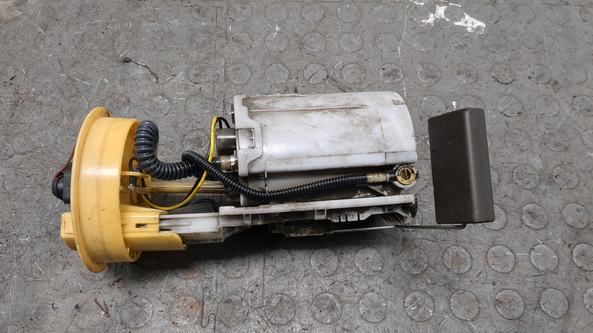 Насос топливный электрический