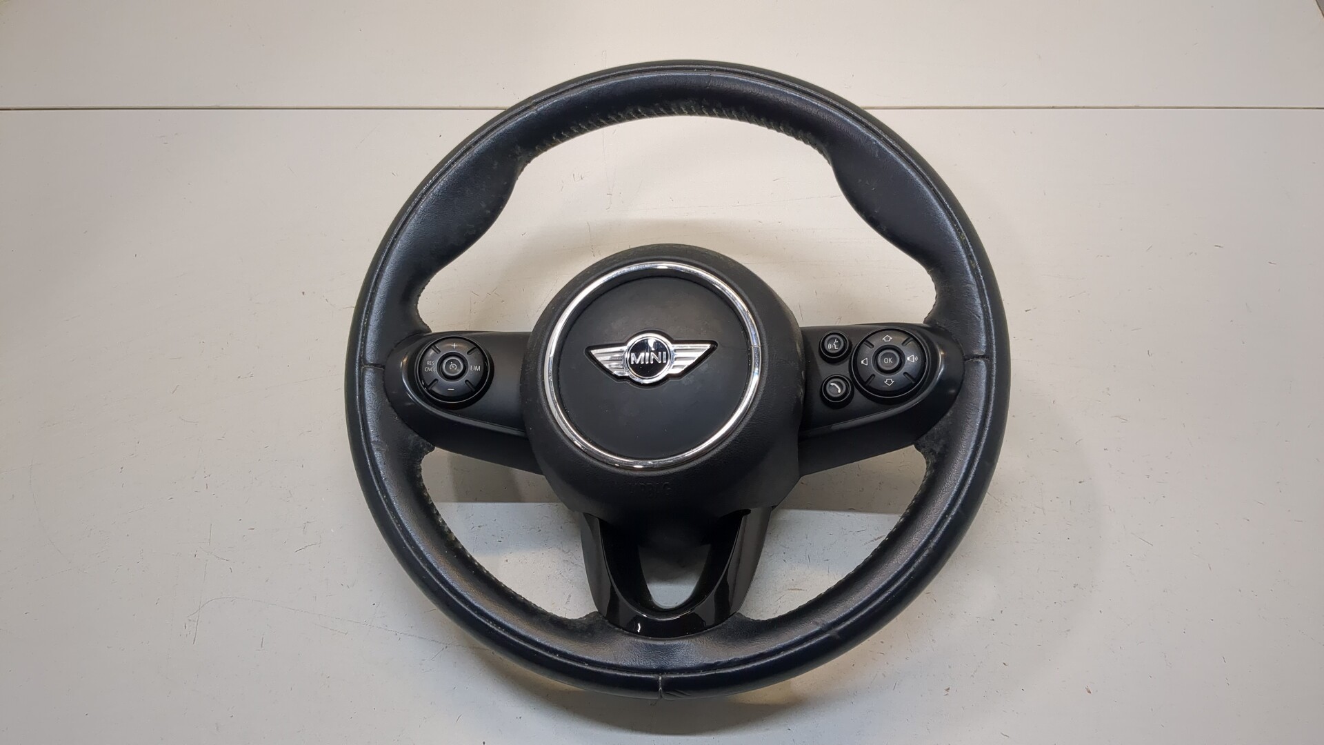 Рулевое колесо (руль)