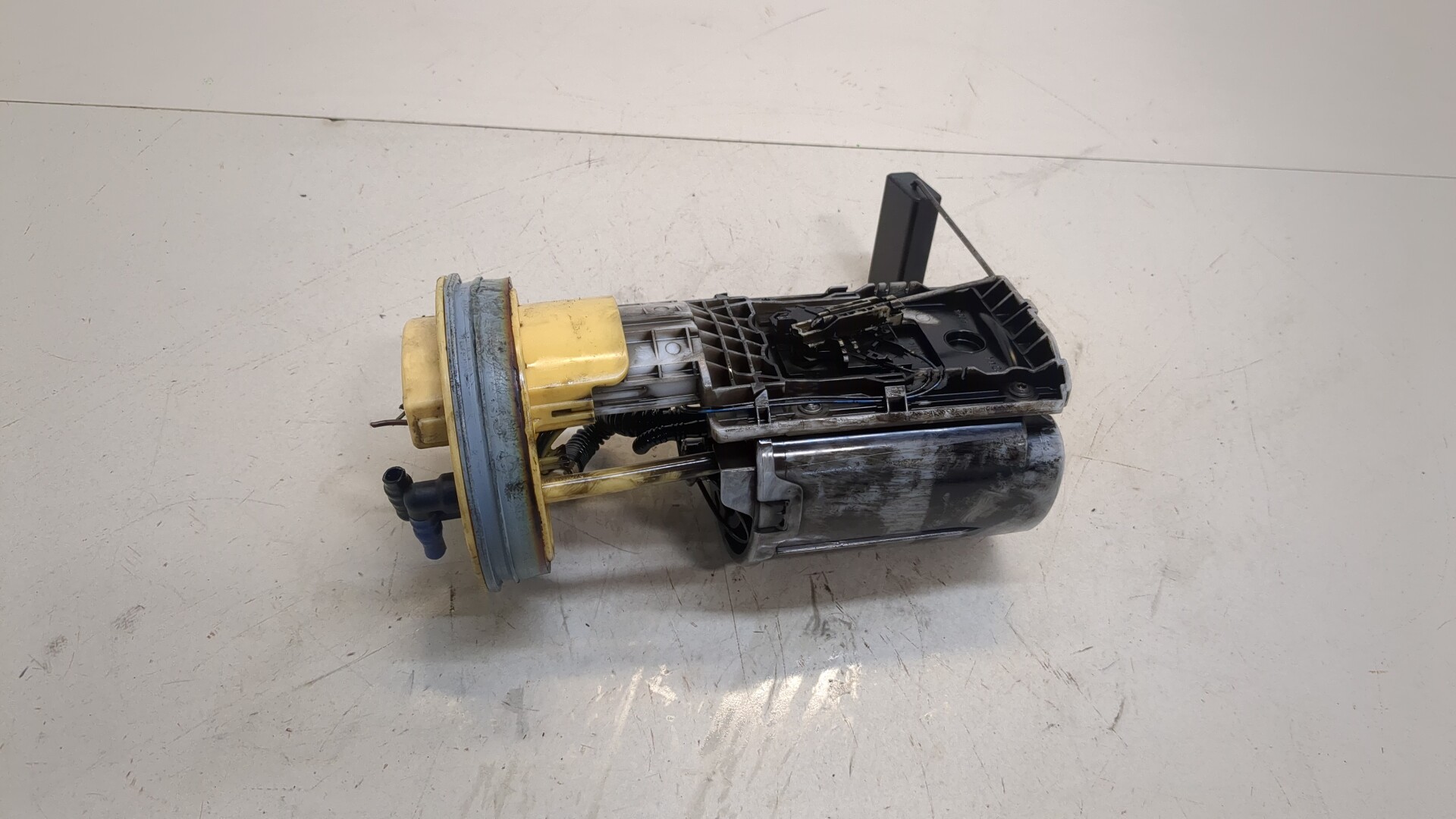 Насос топливный электрический