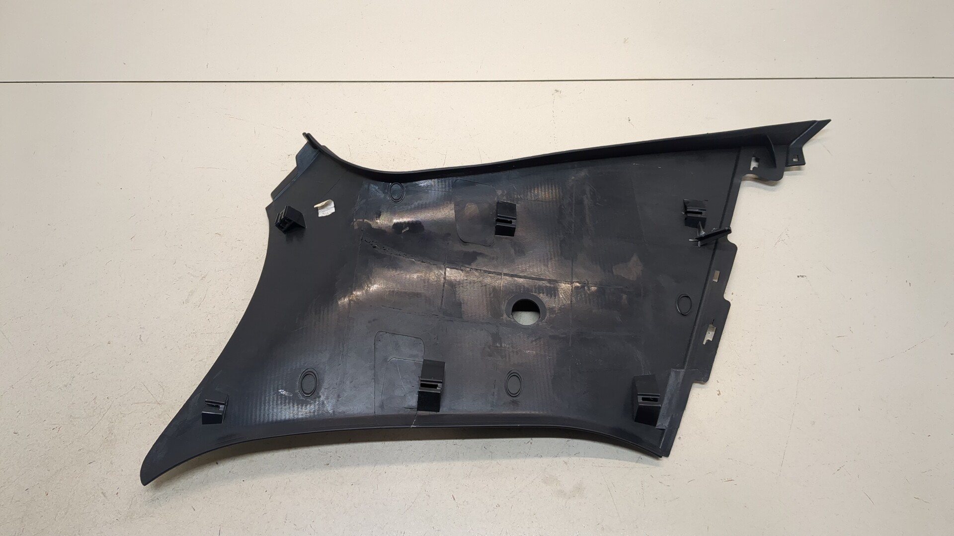 Обшивка стойки