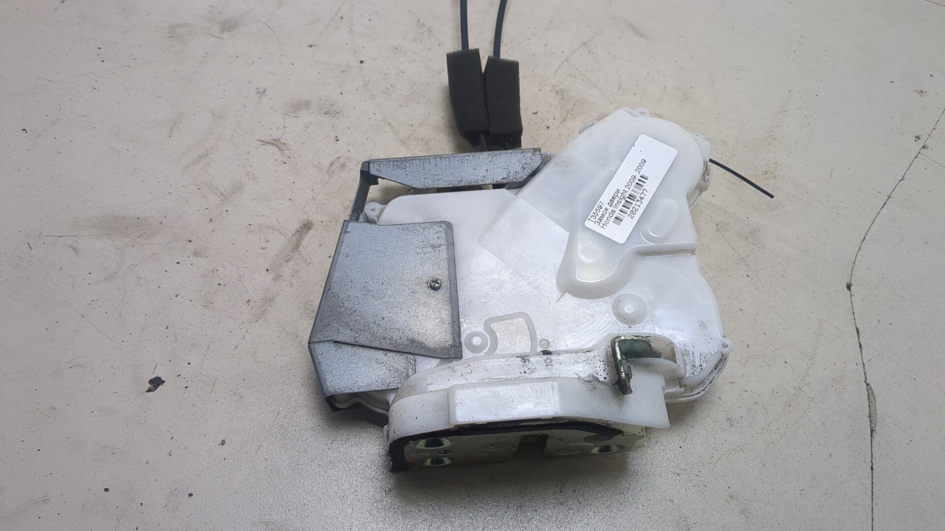 Замок двери задней правой