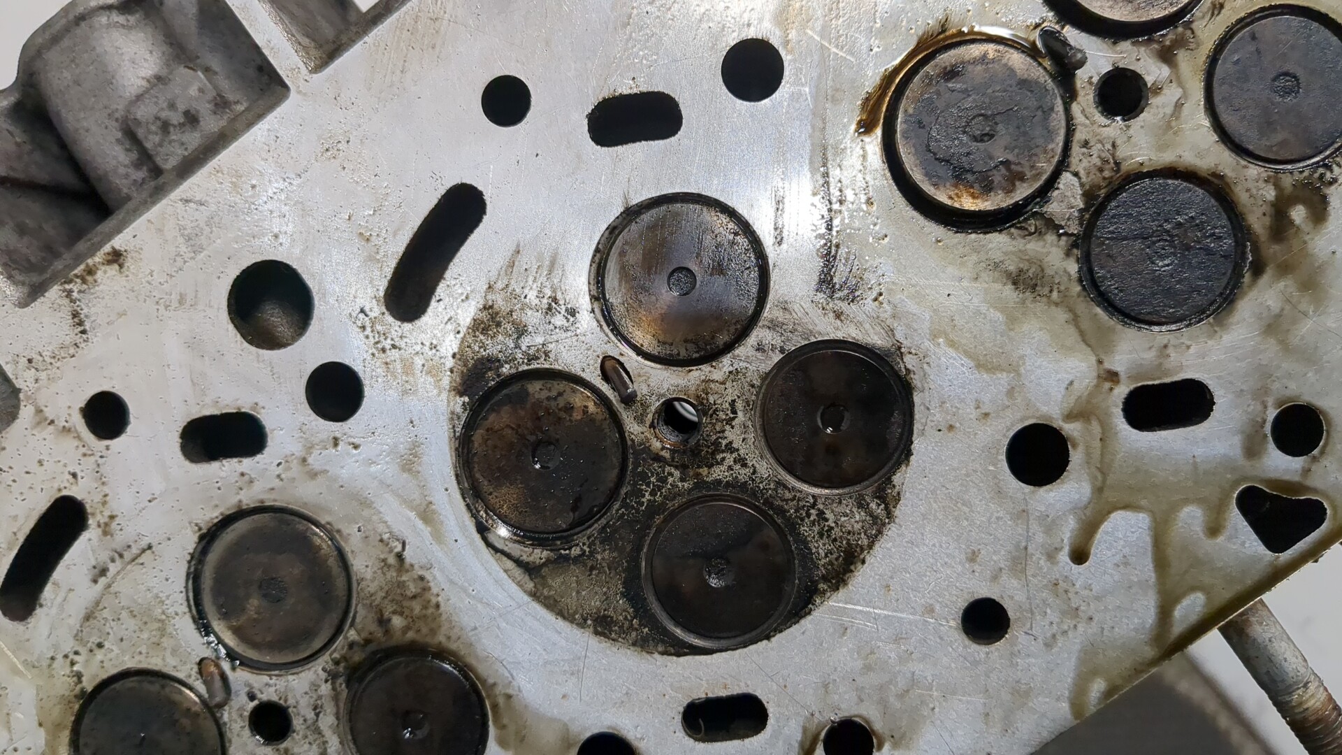 Головка блока цилиндров