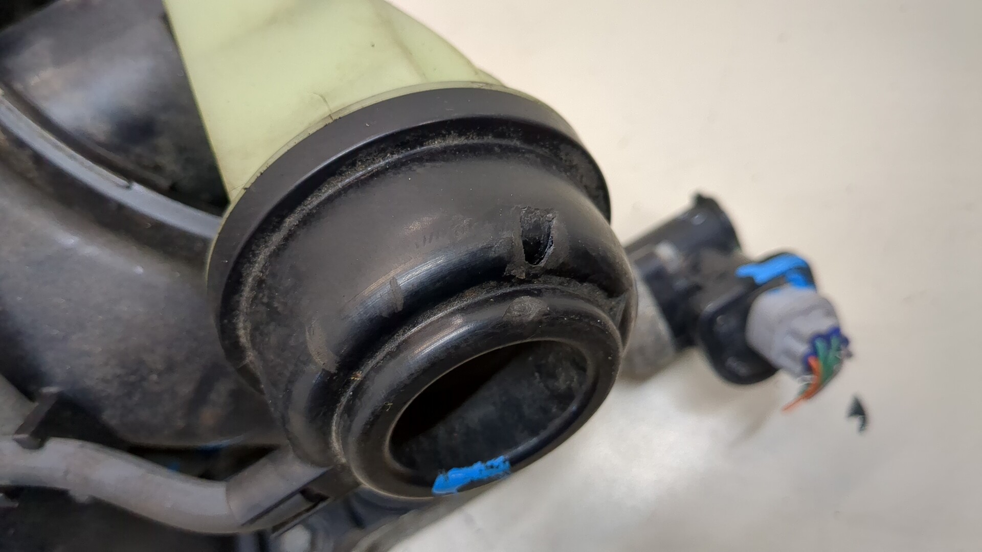 Коллектор впускной