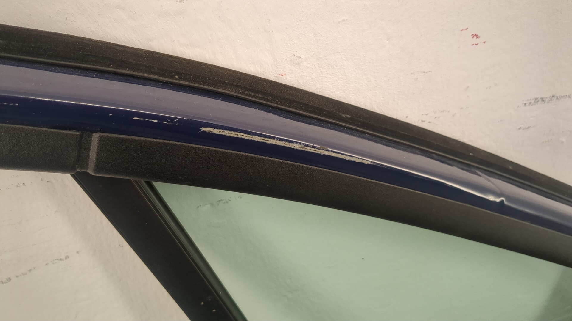 Дверь передняя левая