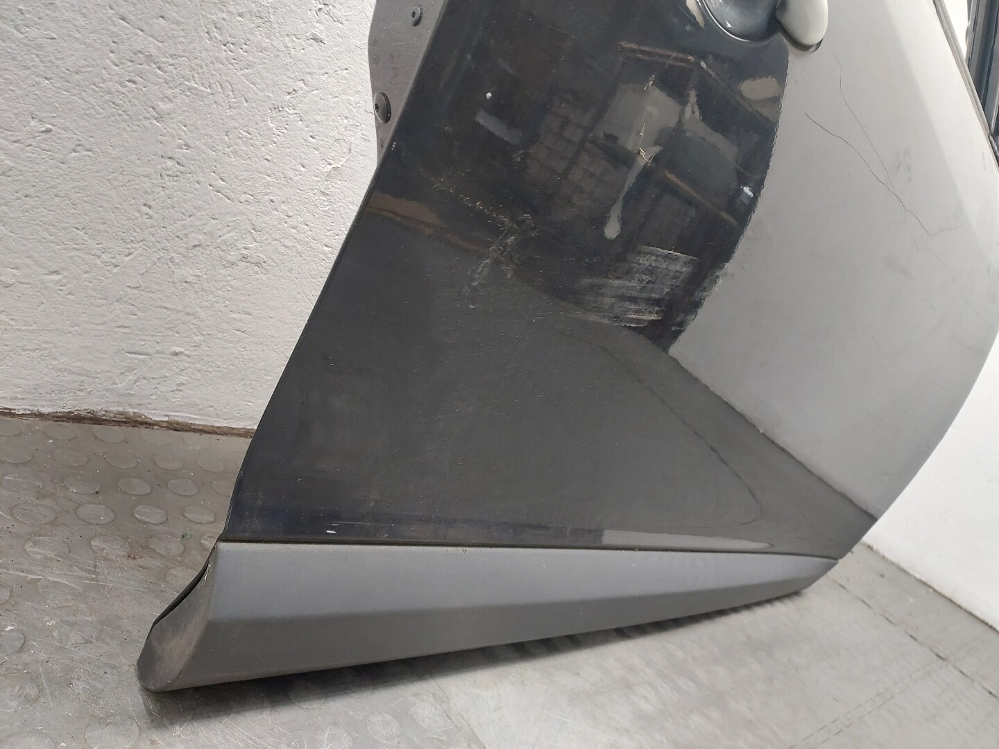 Дверь передняя правая