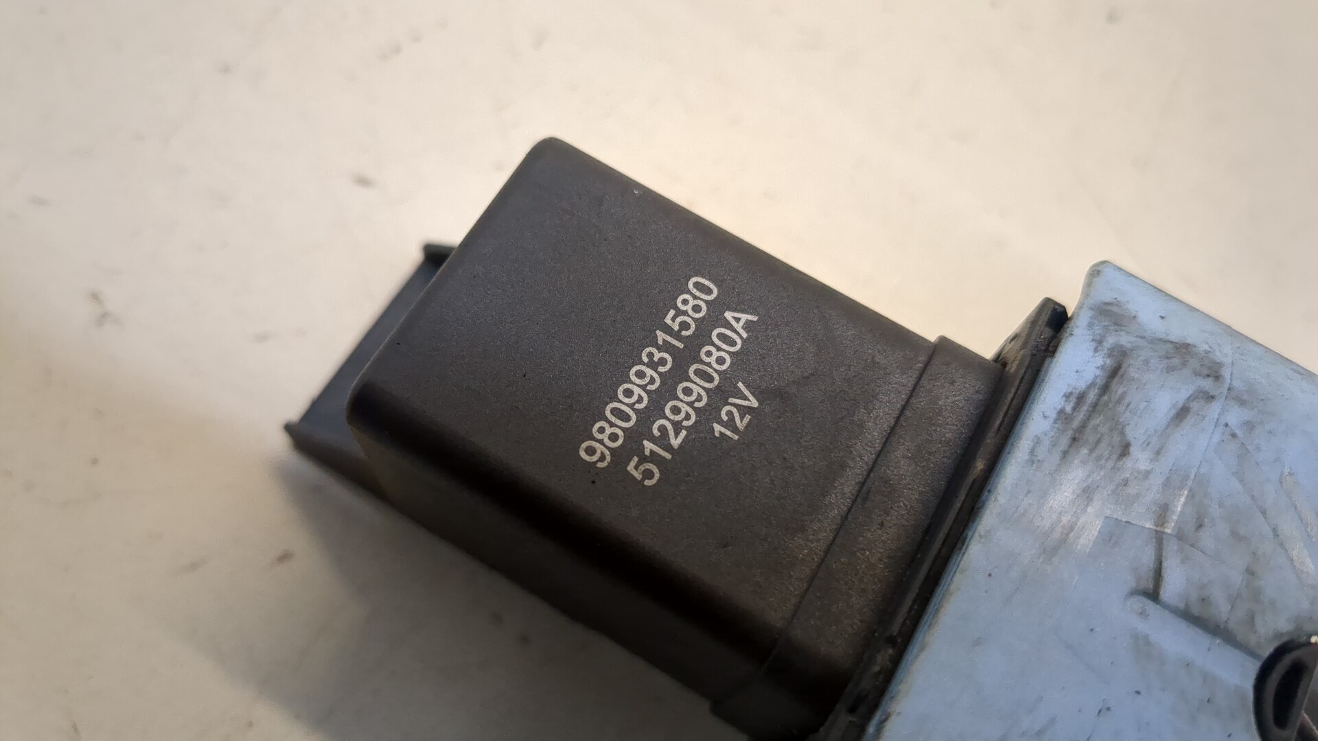 Реле свечей накала