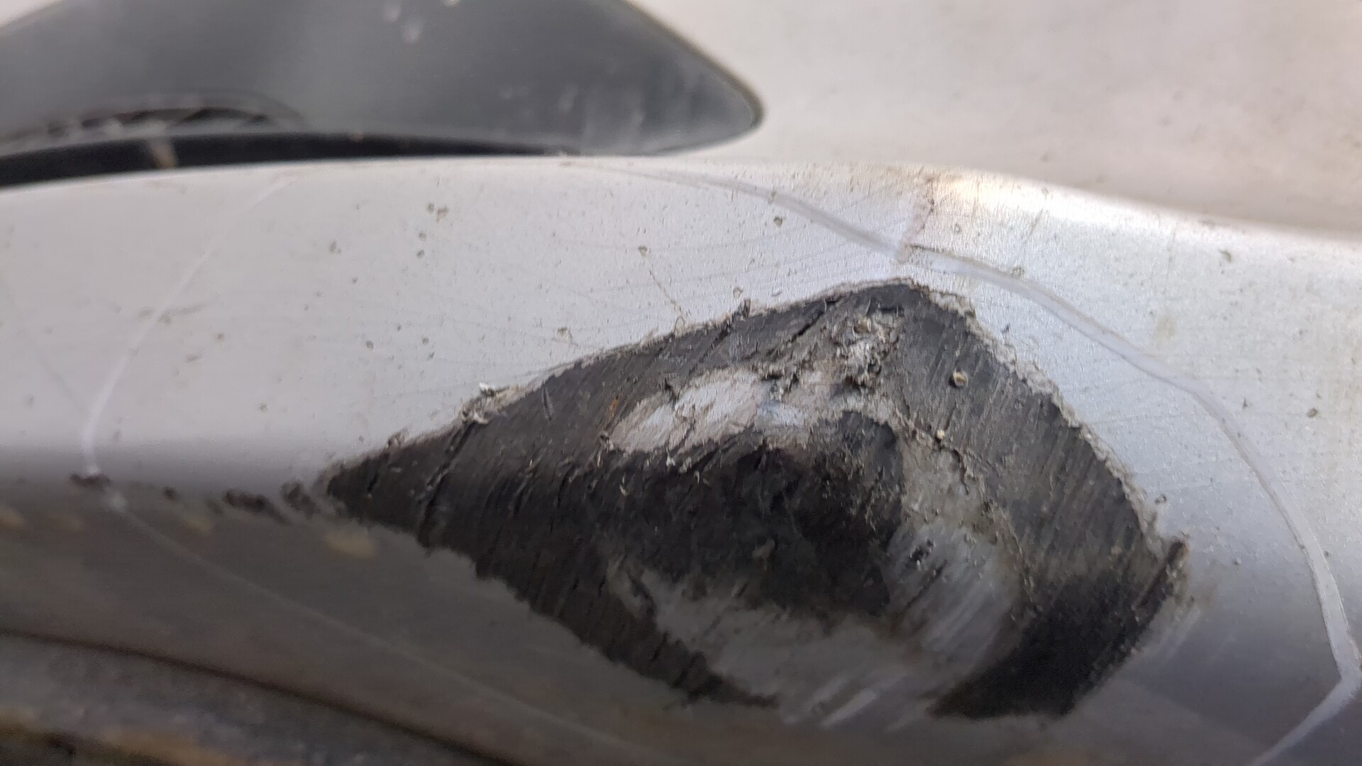 Бампер передний