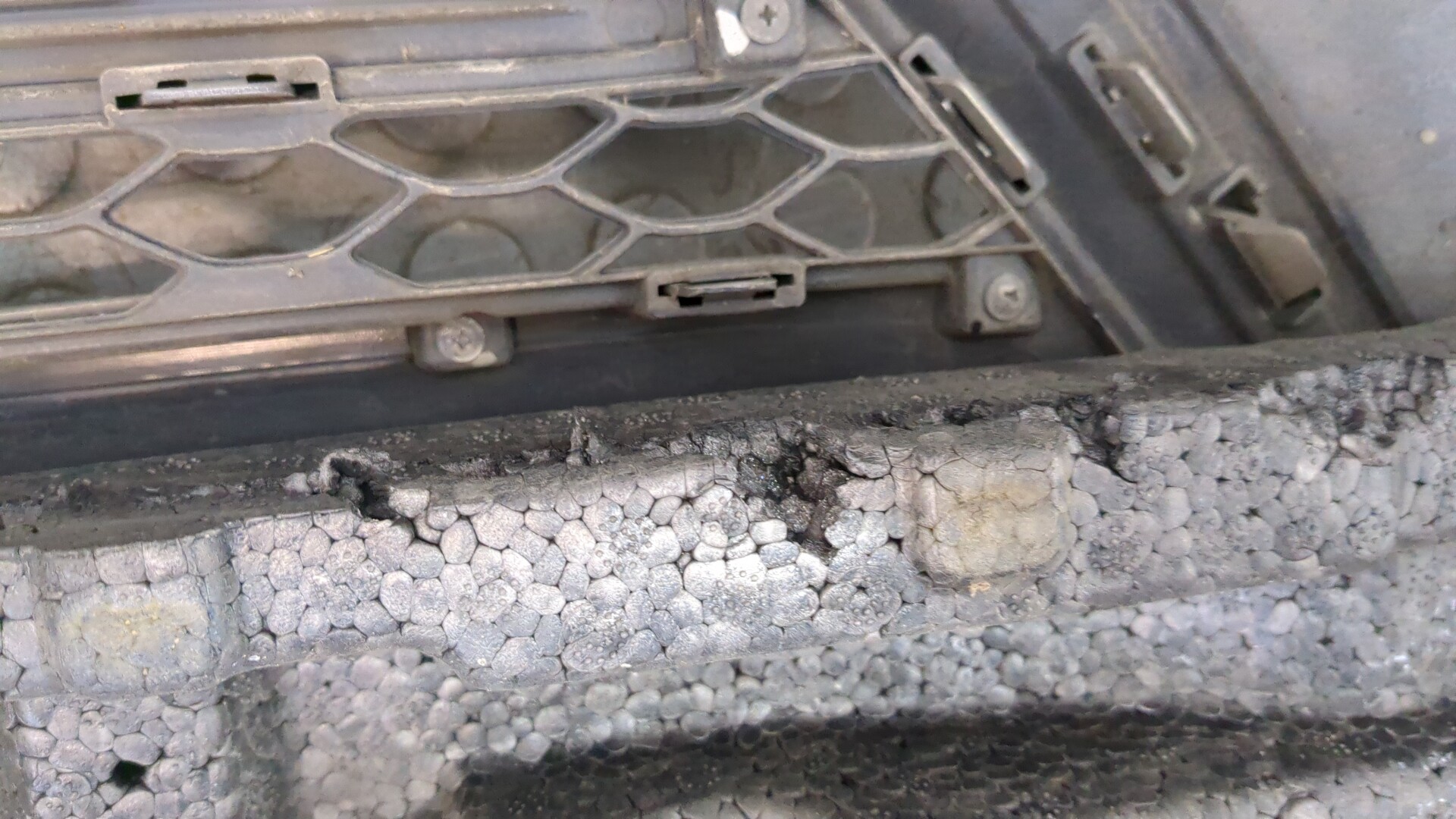 Бампер передний