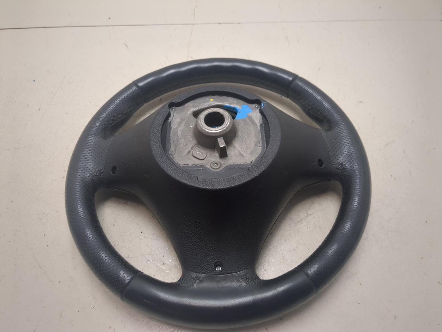 Рулевое колесо (руль)