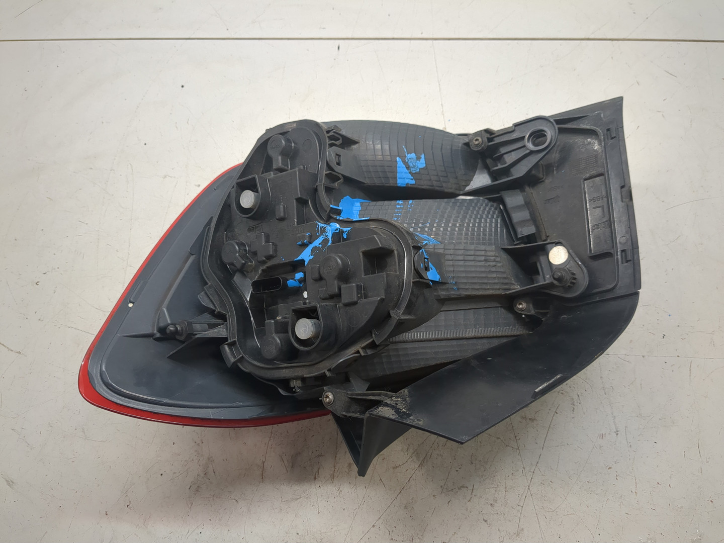 Фонарь задний левый