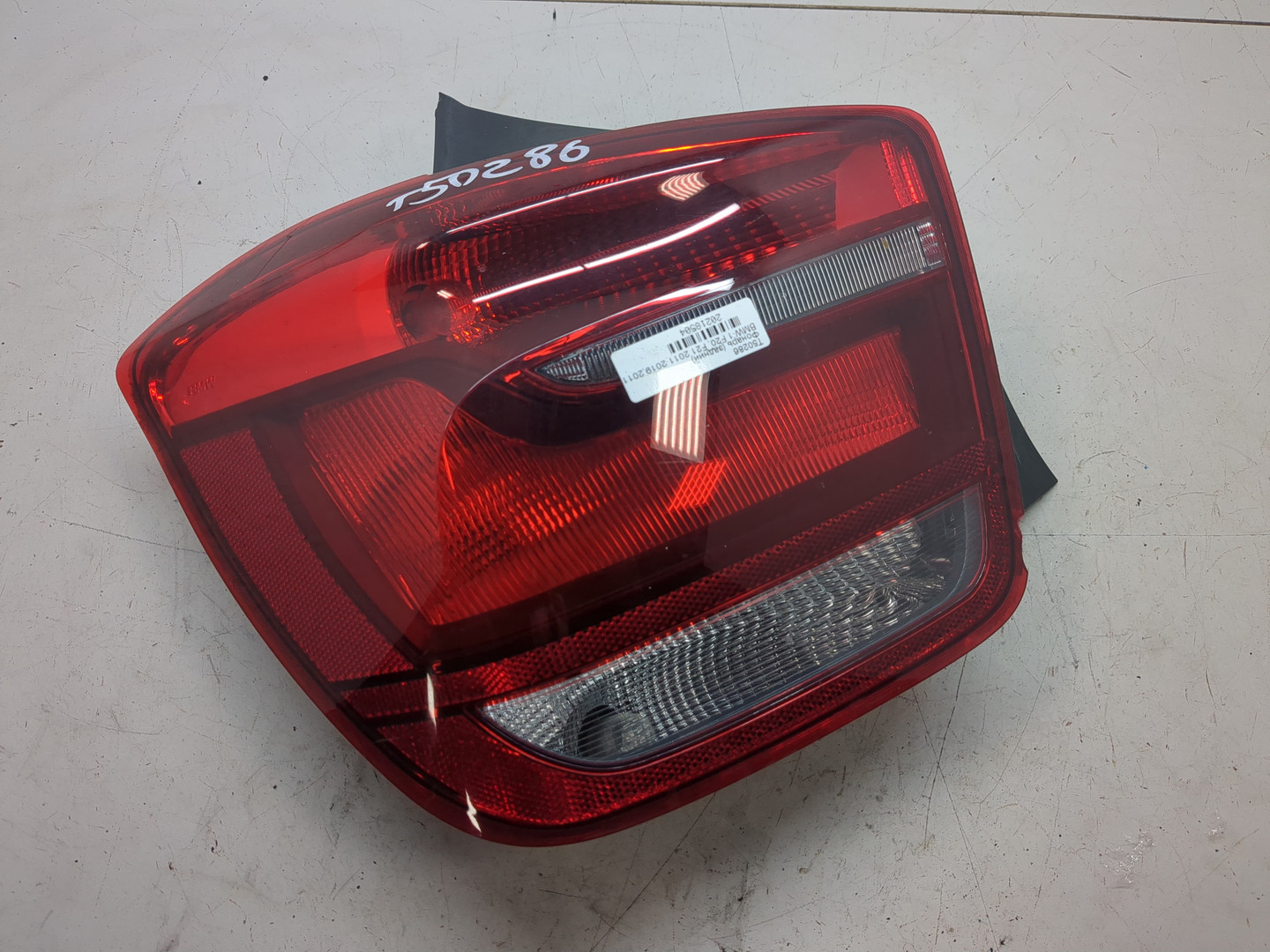 Фонарь задний левый