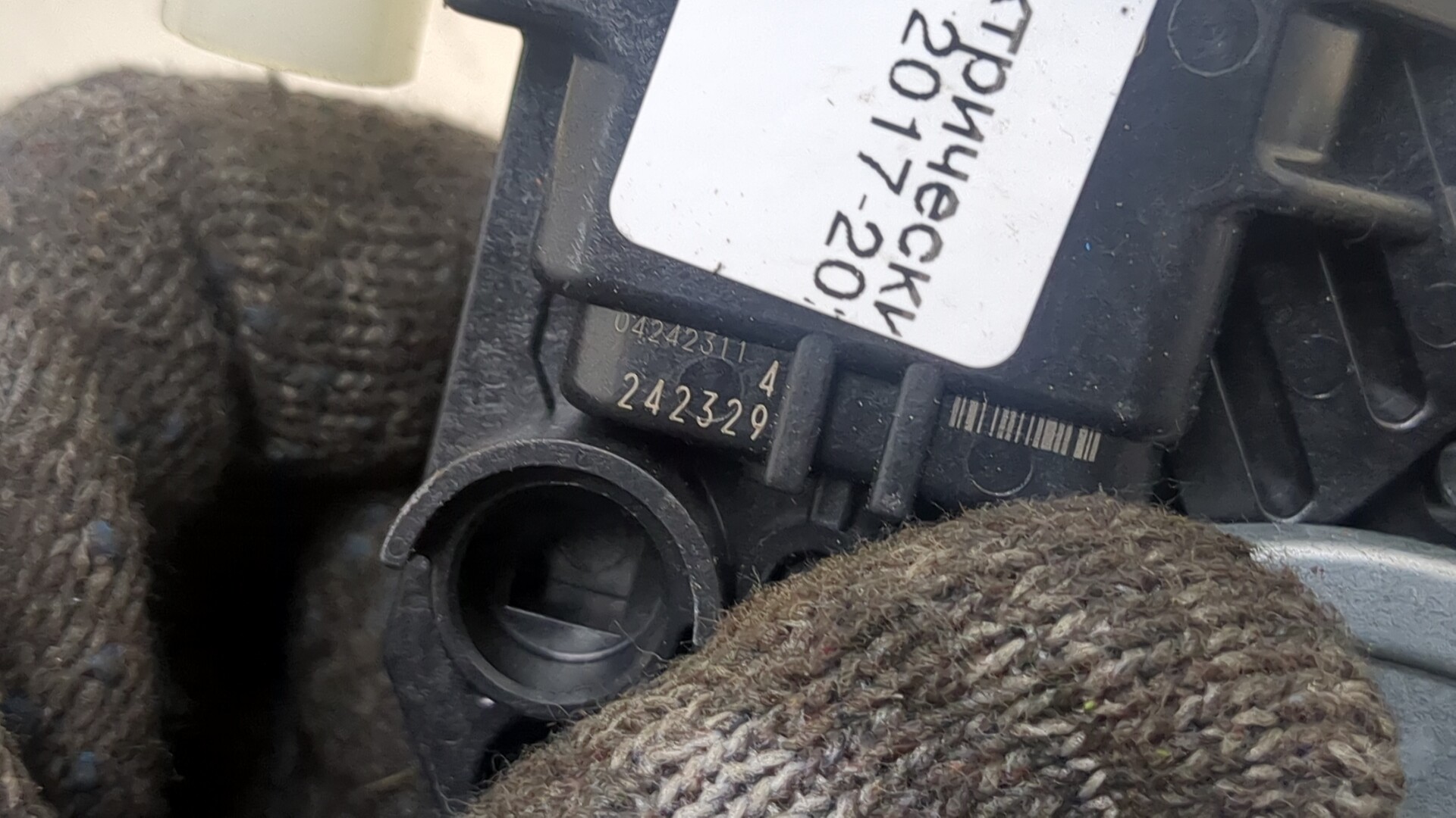 Стеклоподъемник электр. задний левый