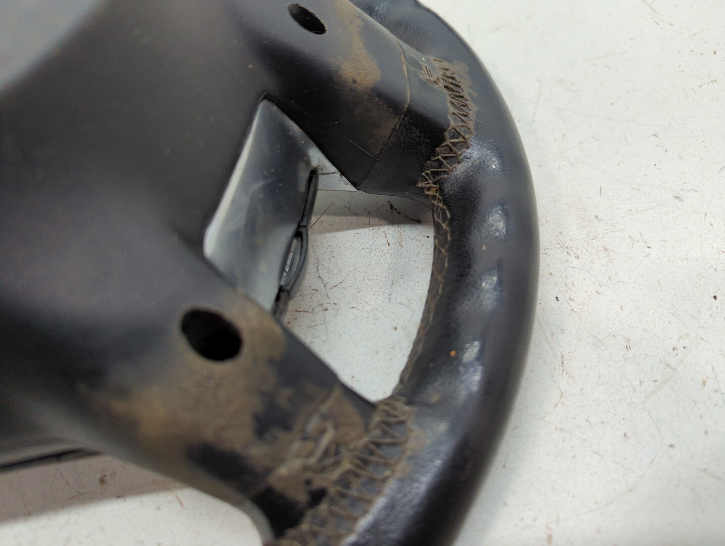 Рулевое колесо (руль)