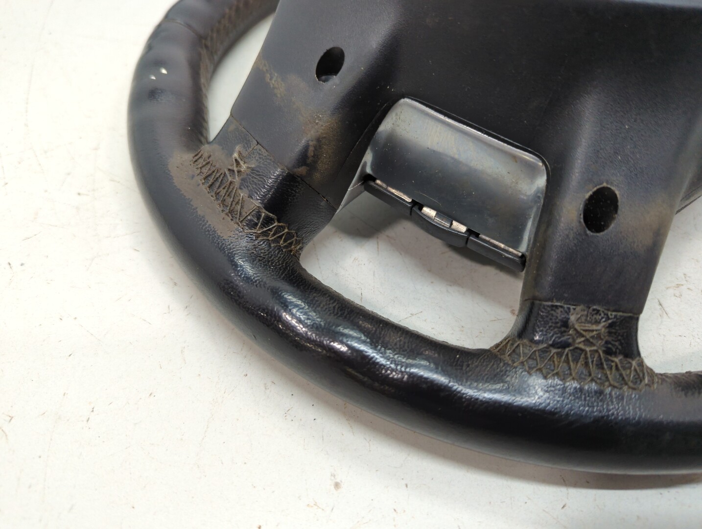 Рулевое колесо (руль)