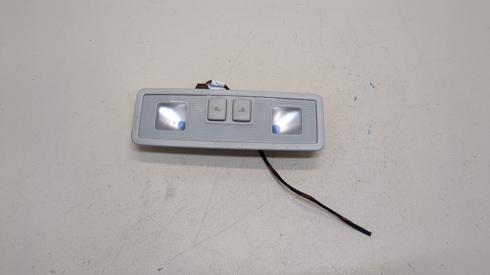 Плафон салонный