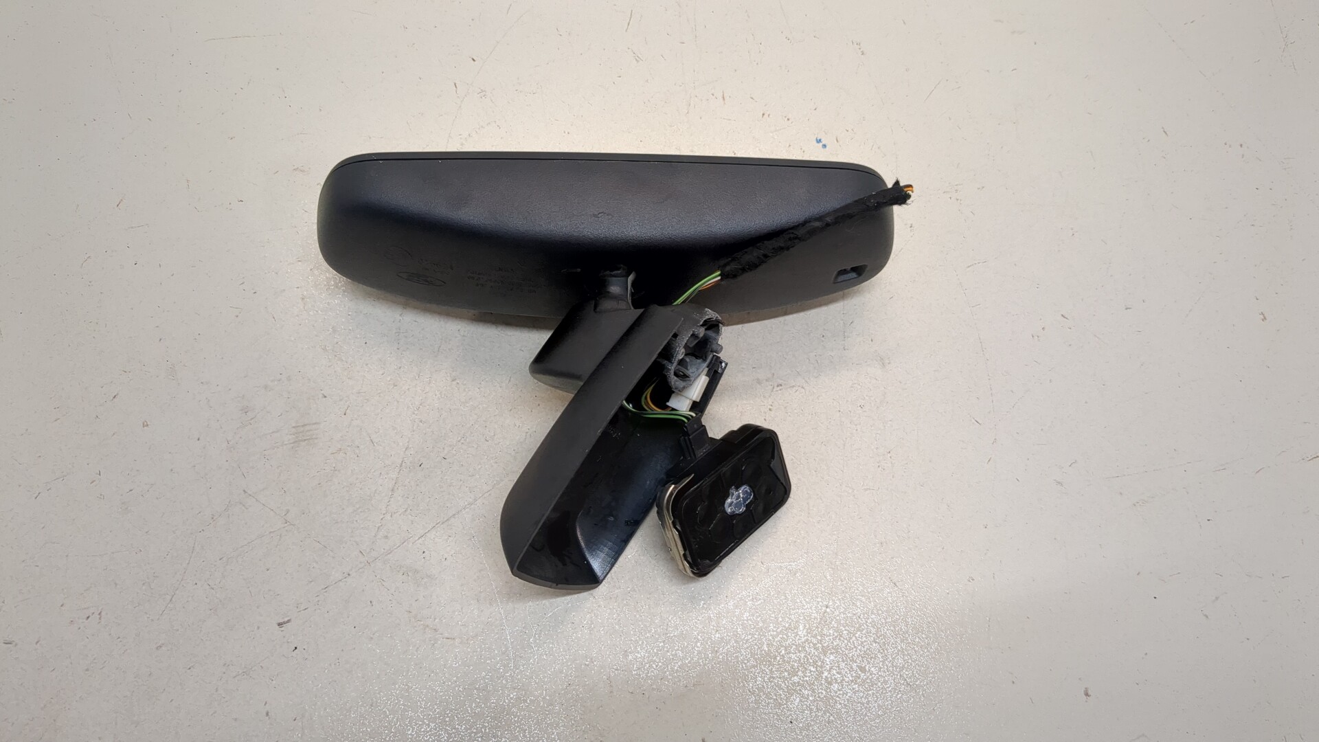 Зеркало заднего вида