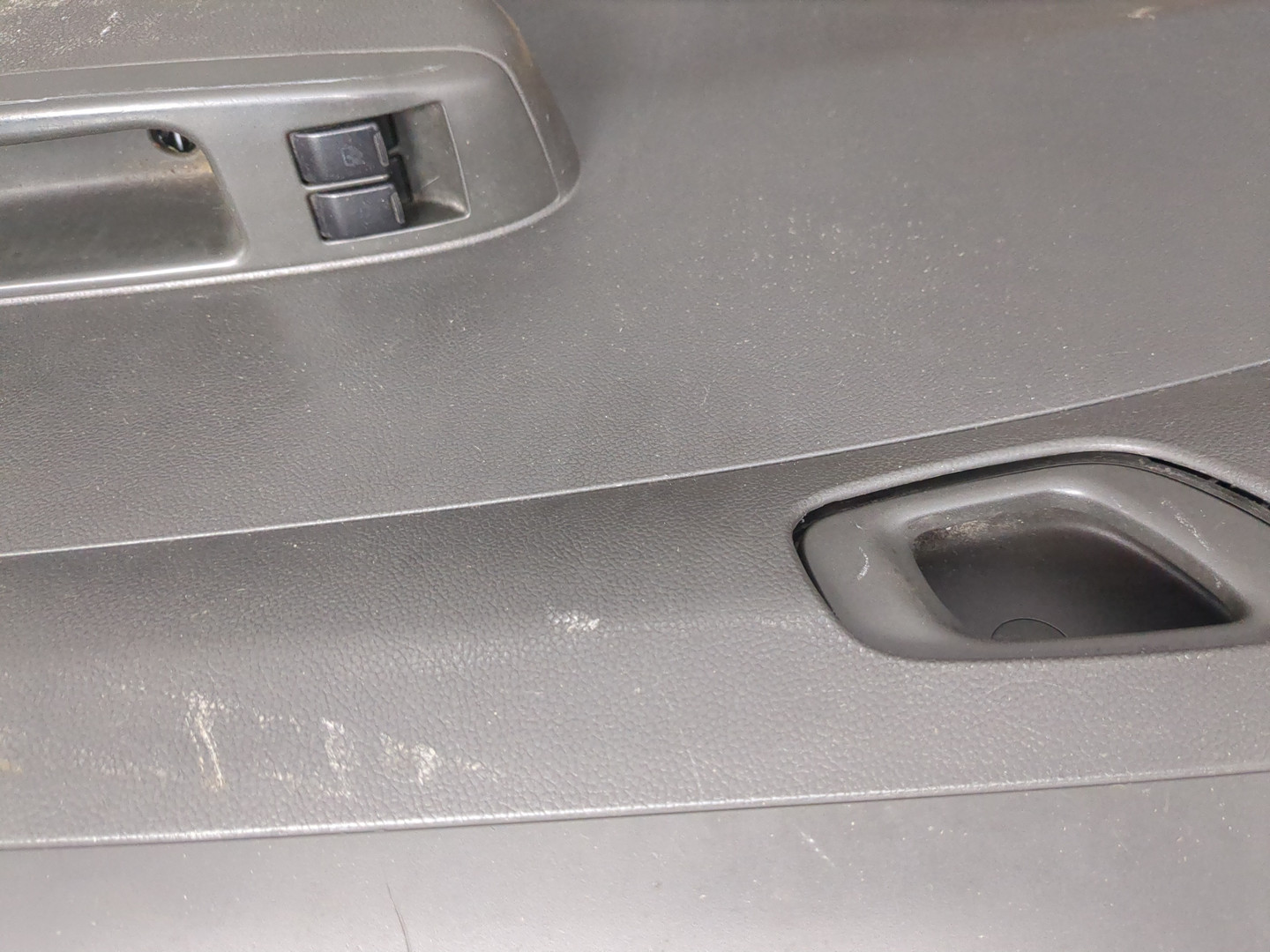 Дверь передняя правая