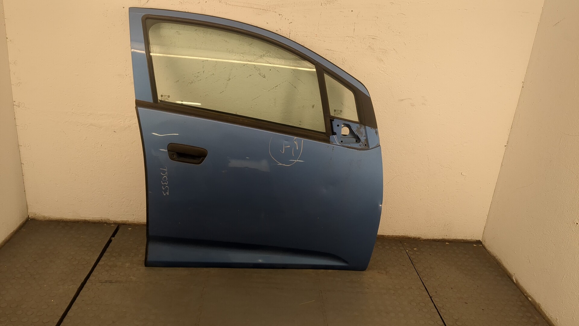 Дверь передняя правая