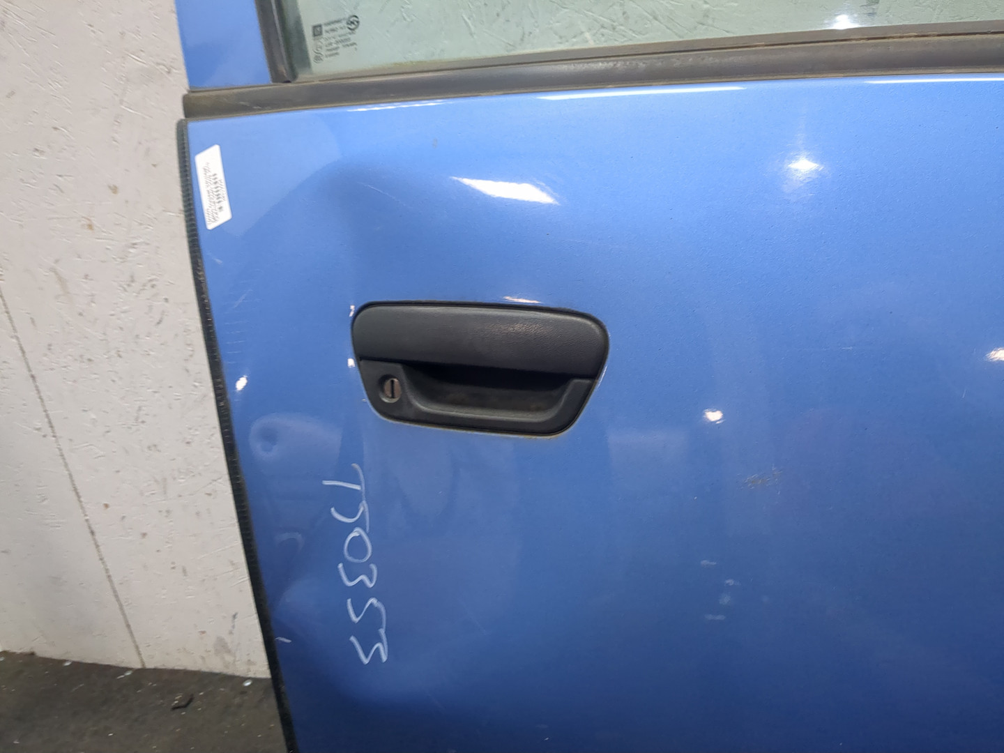 Дверь передняя правая