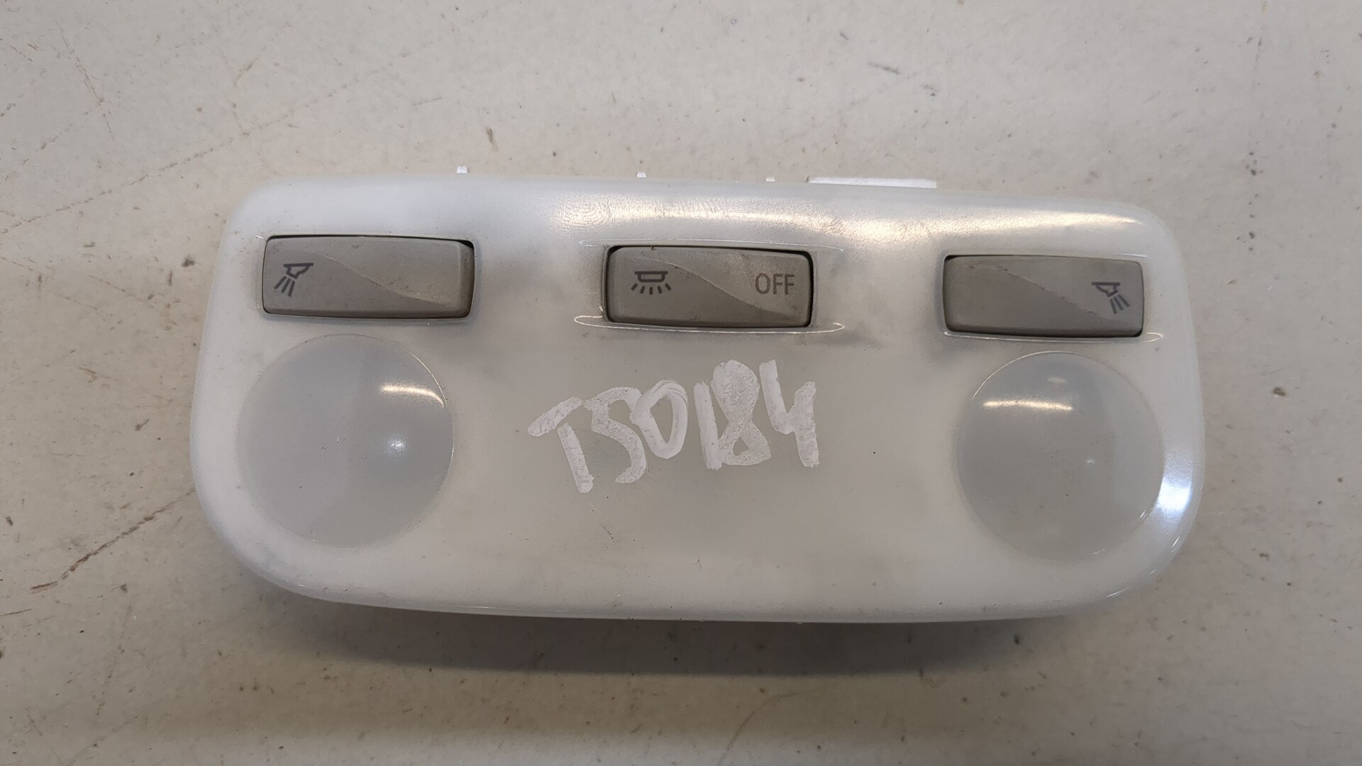 Плафон салонный