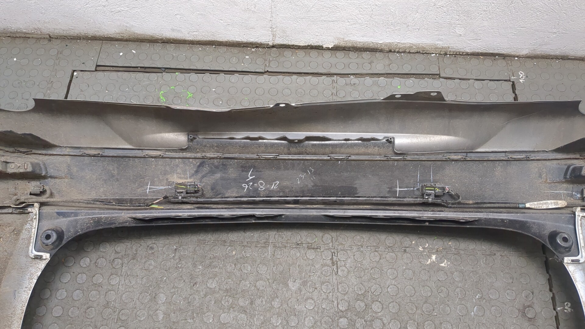 Бампер задний