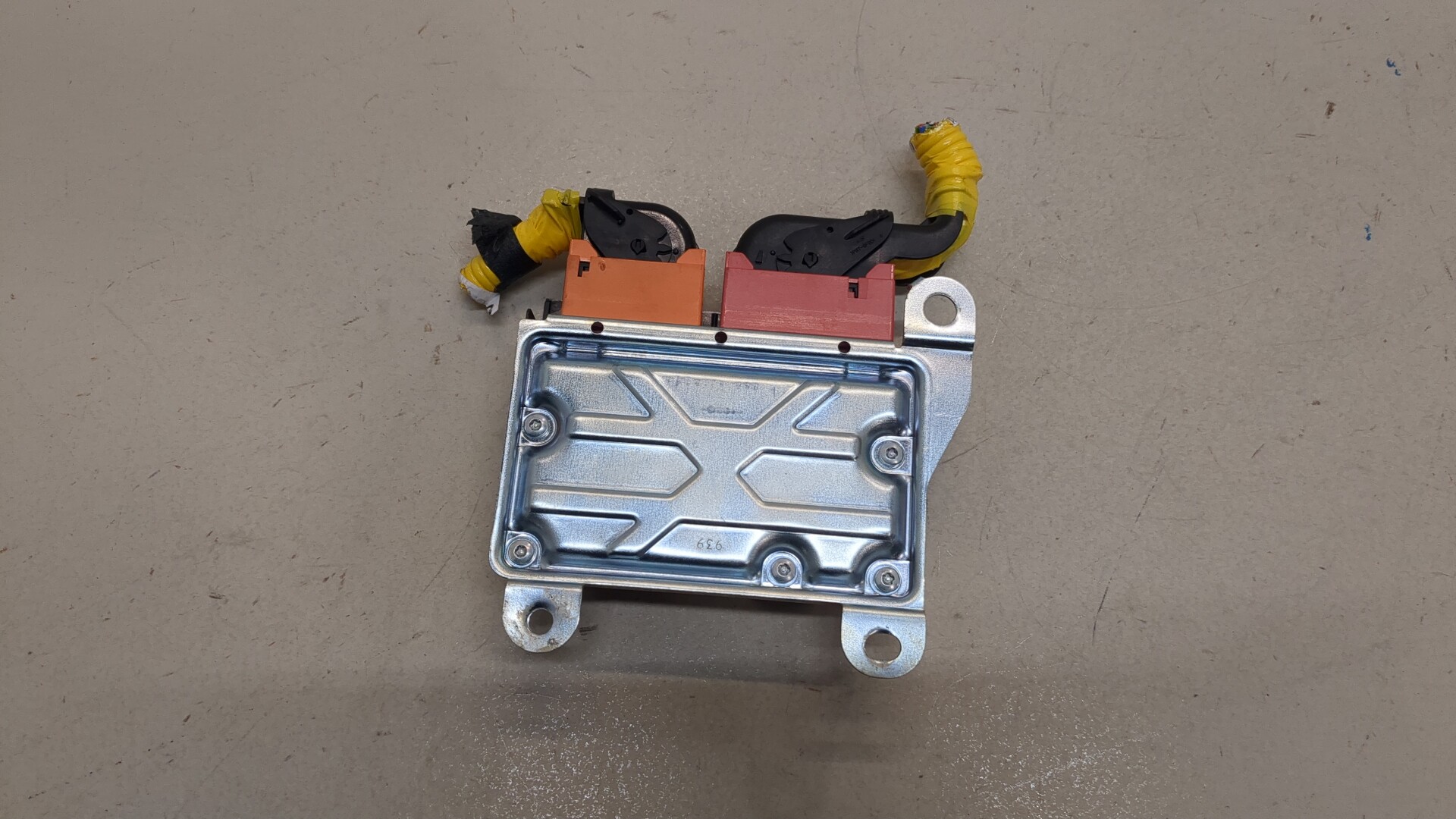 Блок управления подушек безопасности (AIR BAG)