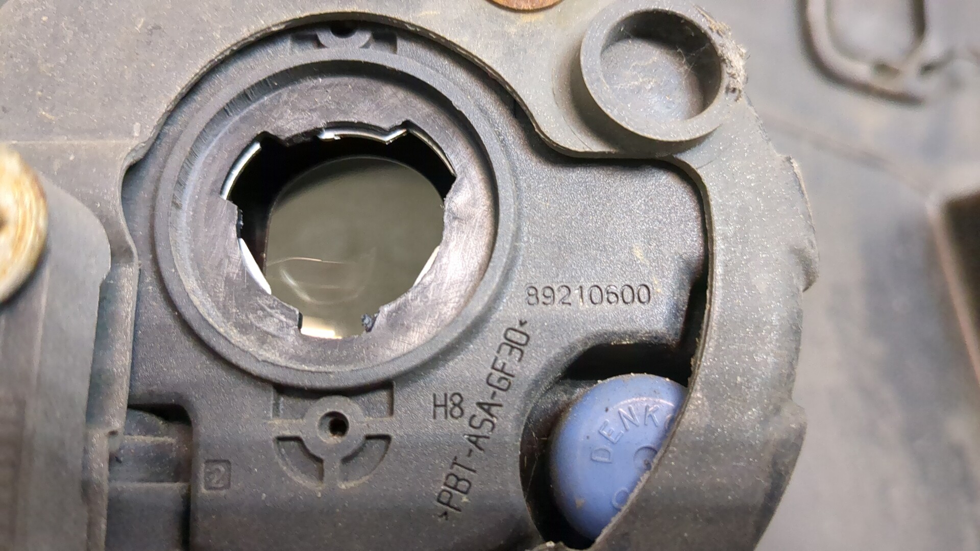 Бампер передний