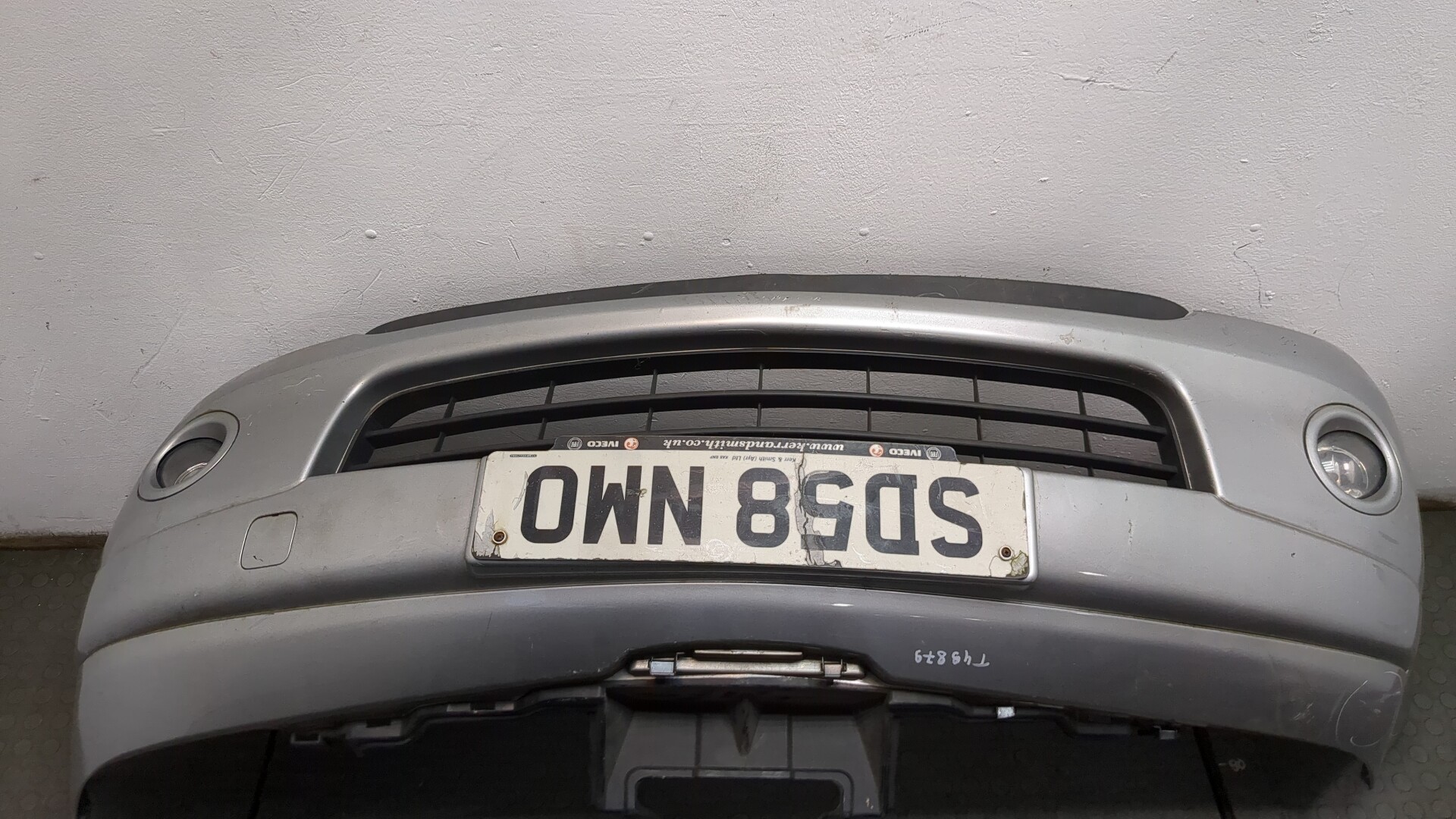 Бампер передний