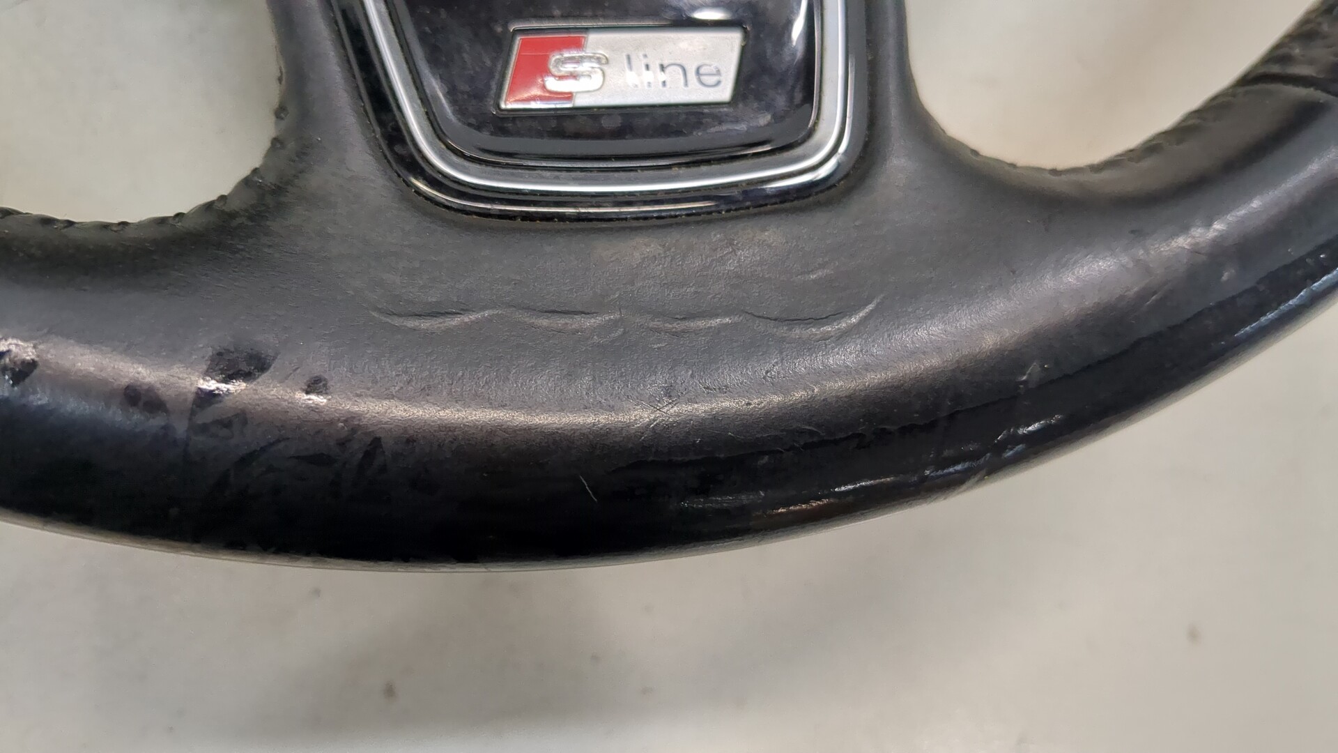 Рулевое колесо (руль)