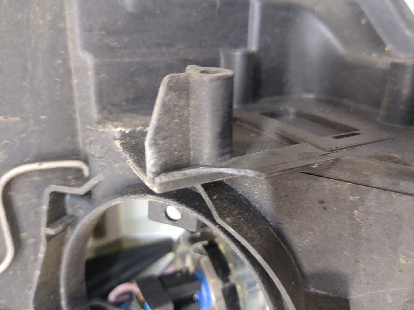 Фара правая