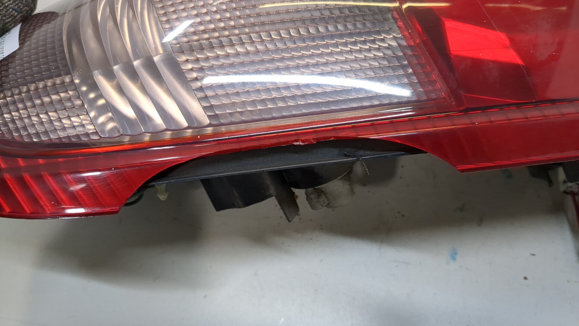 Фонарь задний правый