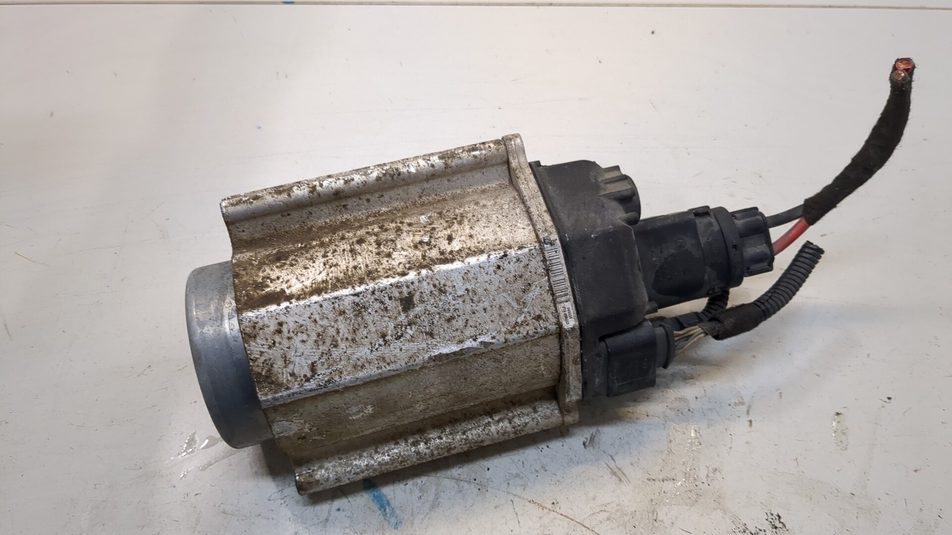 Серводвигатель рулевой рейки