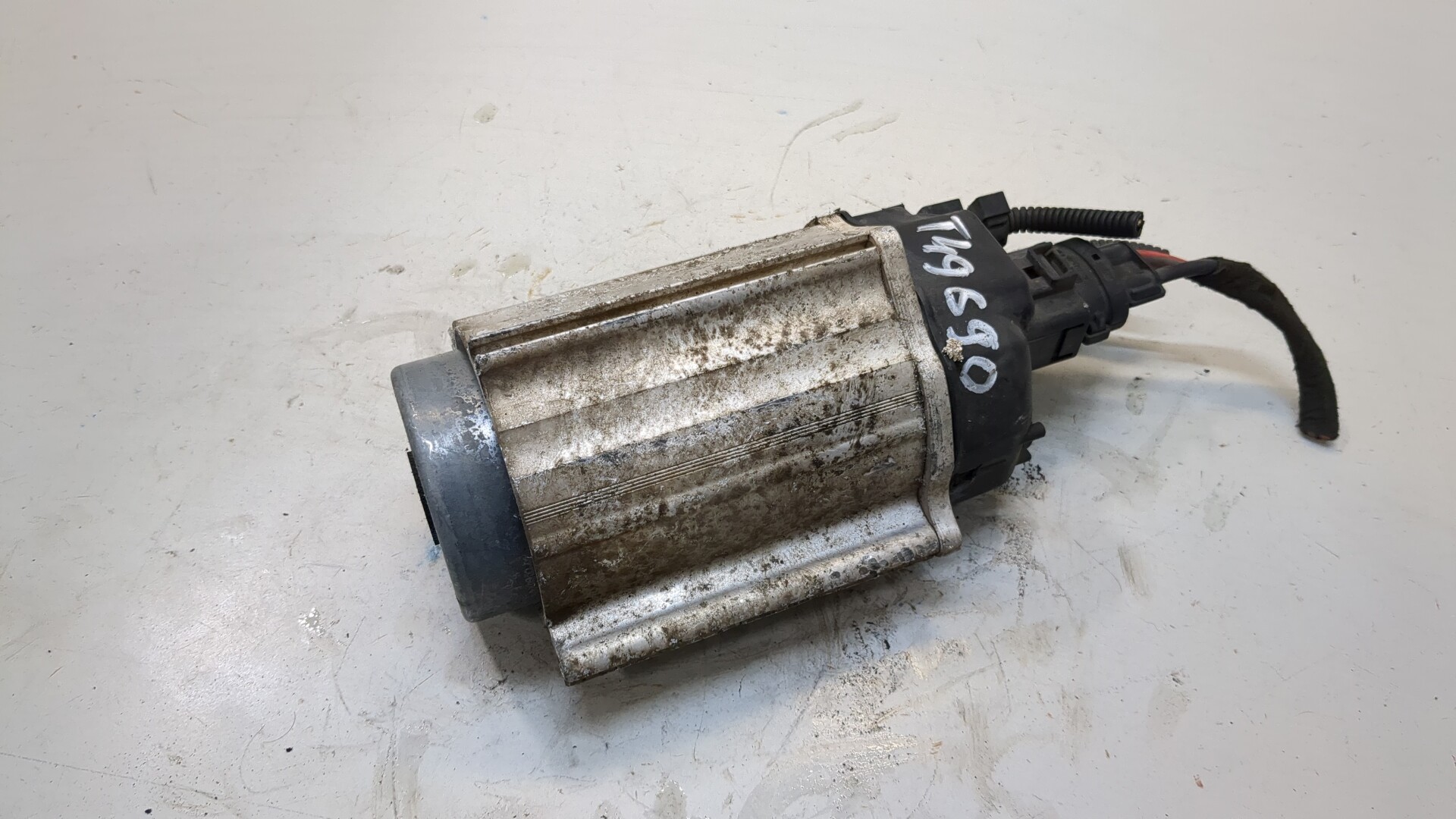 Серводвигатель рулевой рейки