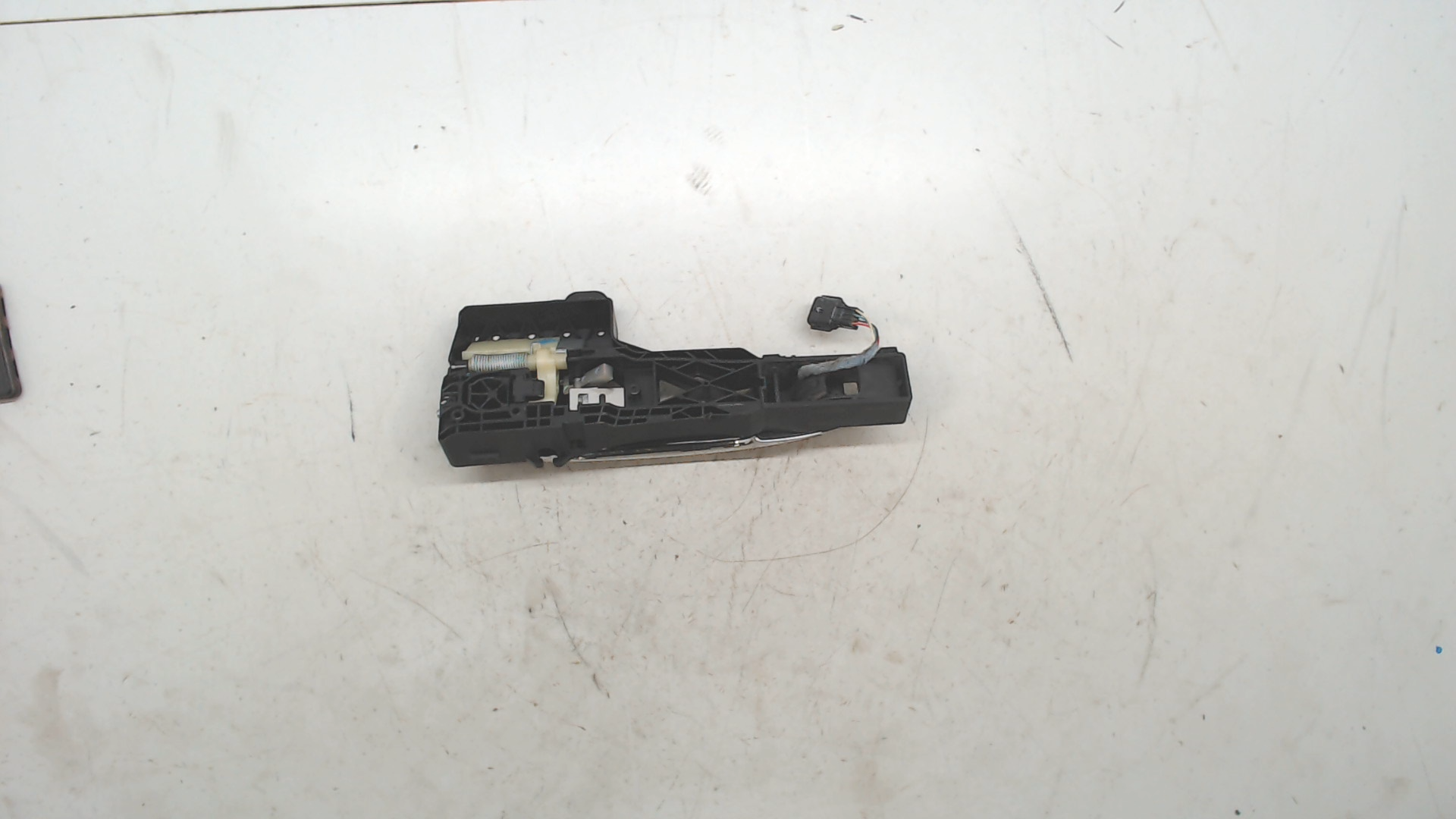 Ручка двери наружная