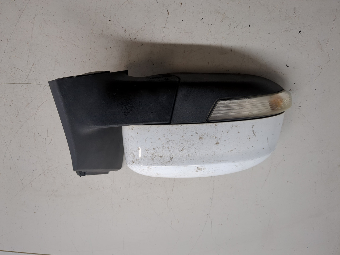 Зеркало правое электрическое