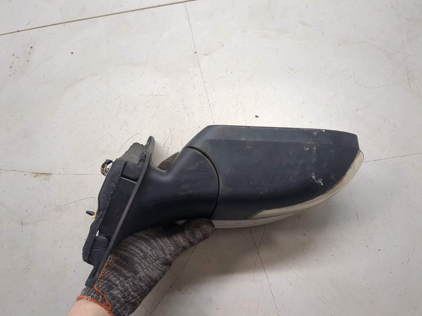 Зеркало правое электрическое