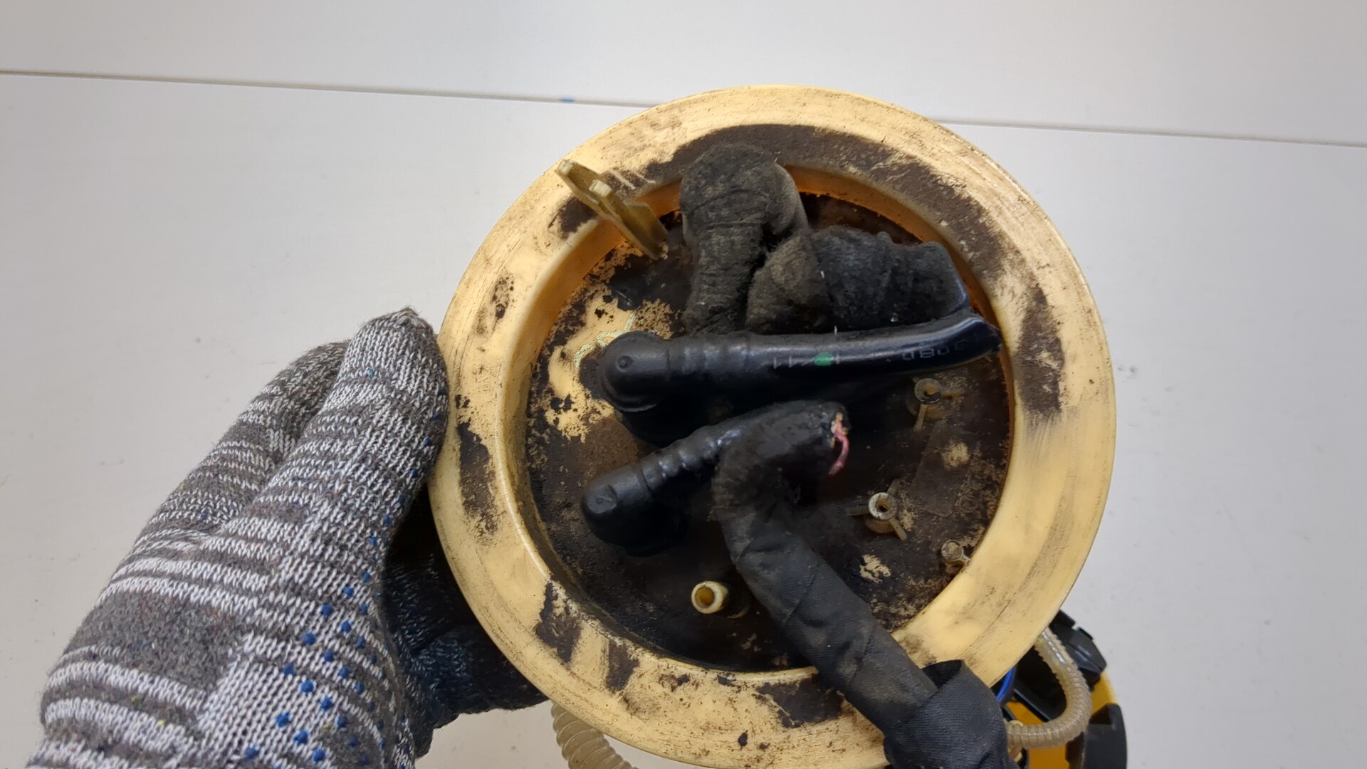 Насос топливный электрический