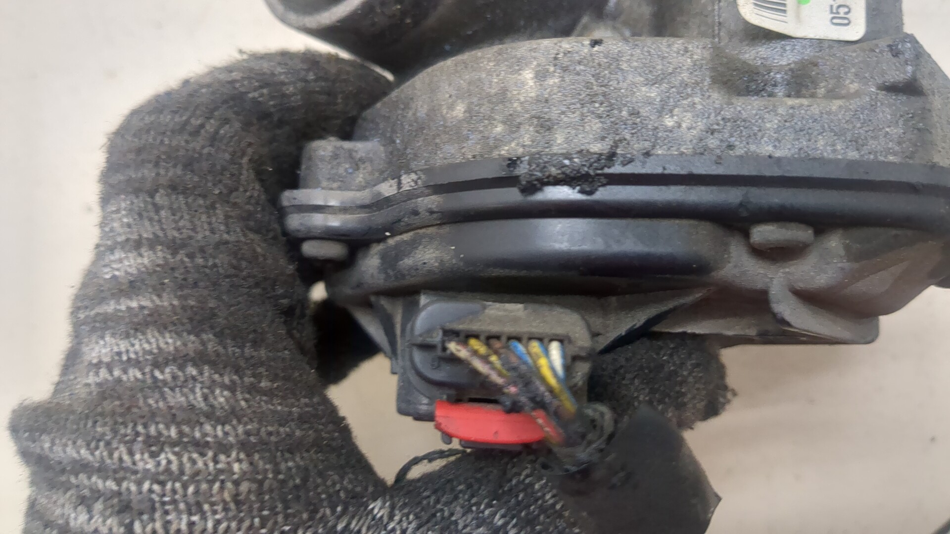 Заслонка дроссельная электрическая