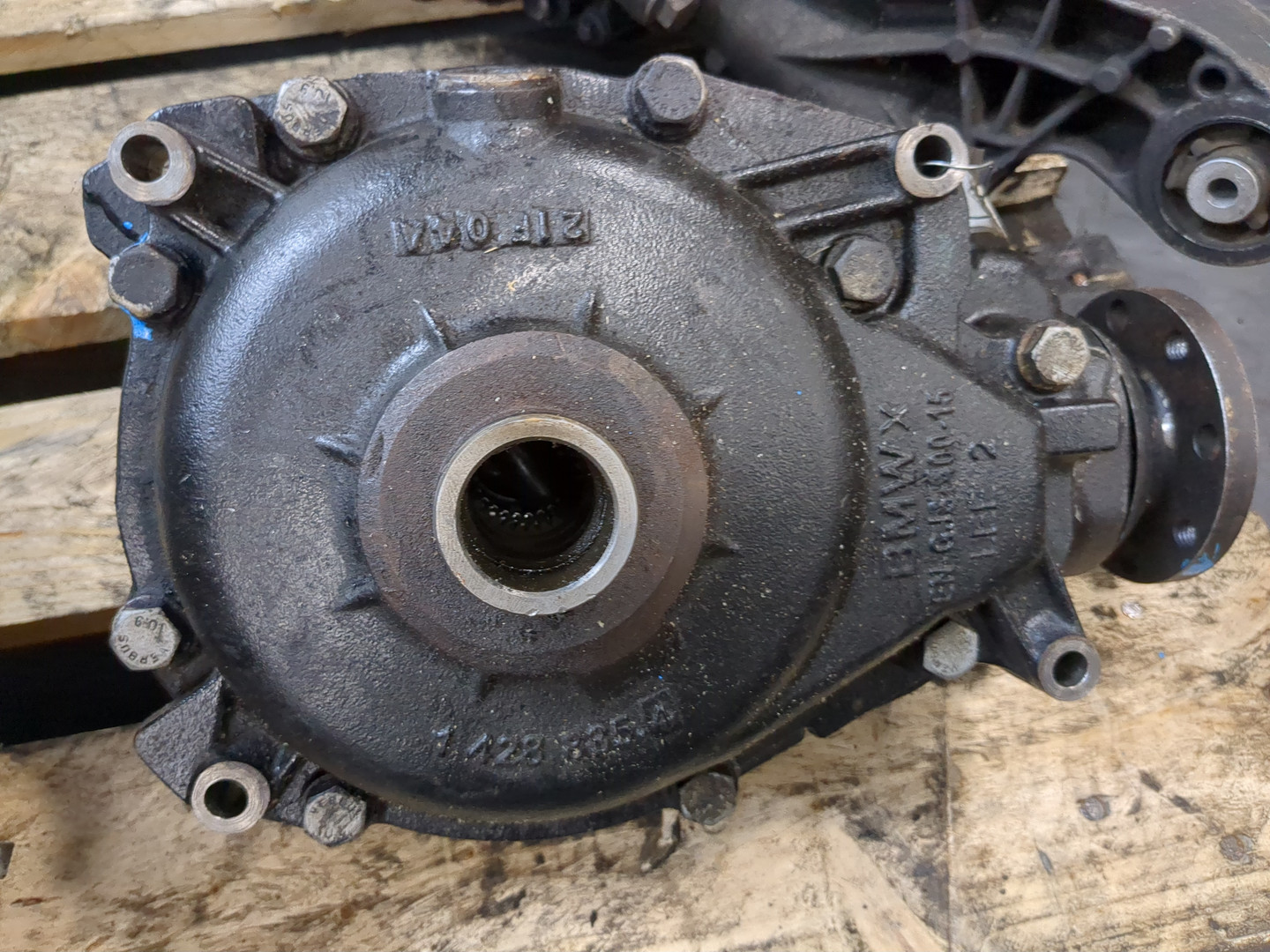 Редуктор переднего моста